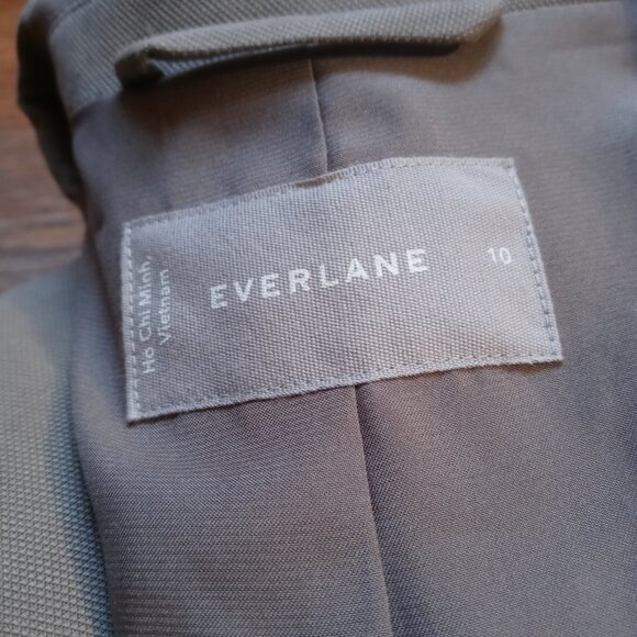 EVERLANE 100% lyocell the easy blazer (sz10) - Picture 8 of 16